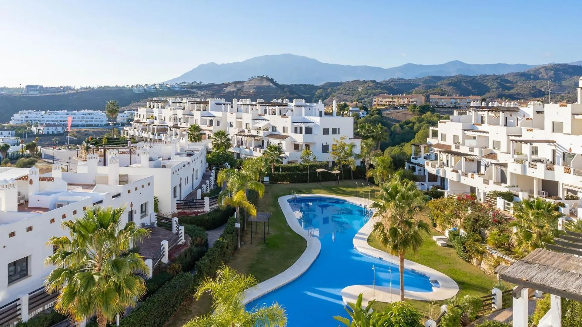 Penthouse In Estepona With Panoramic Sea View Spain